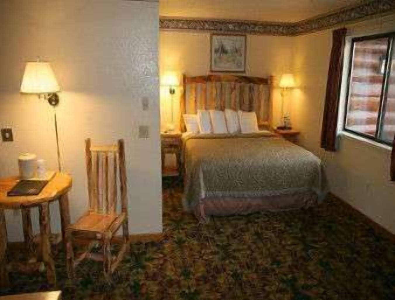 Super 8 By Wyndham Bridgeview Of Mackinaw City Eksteriør billede