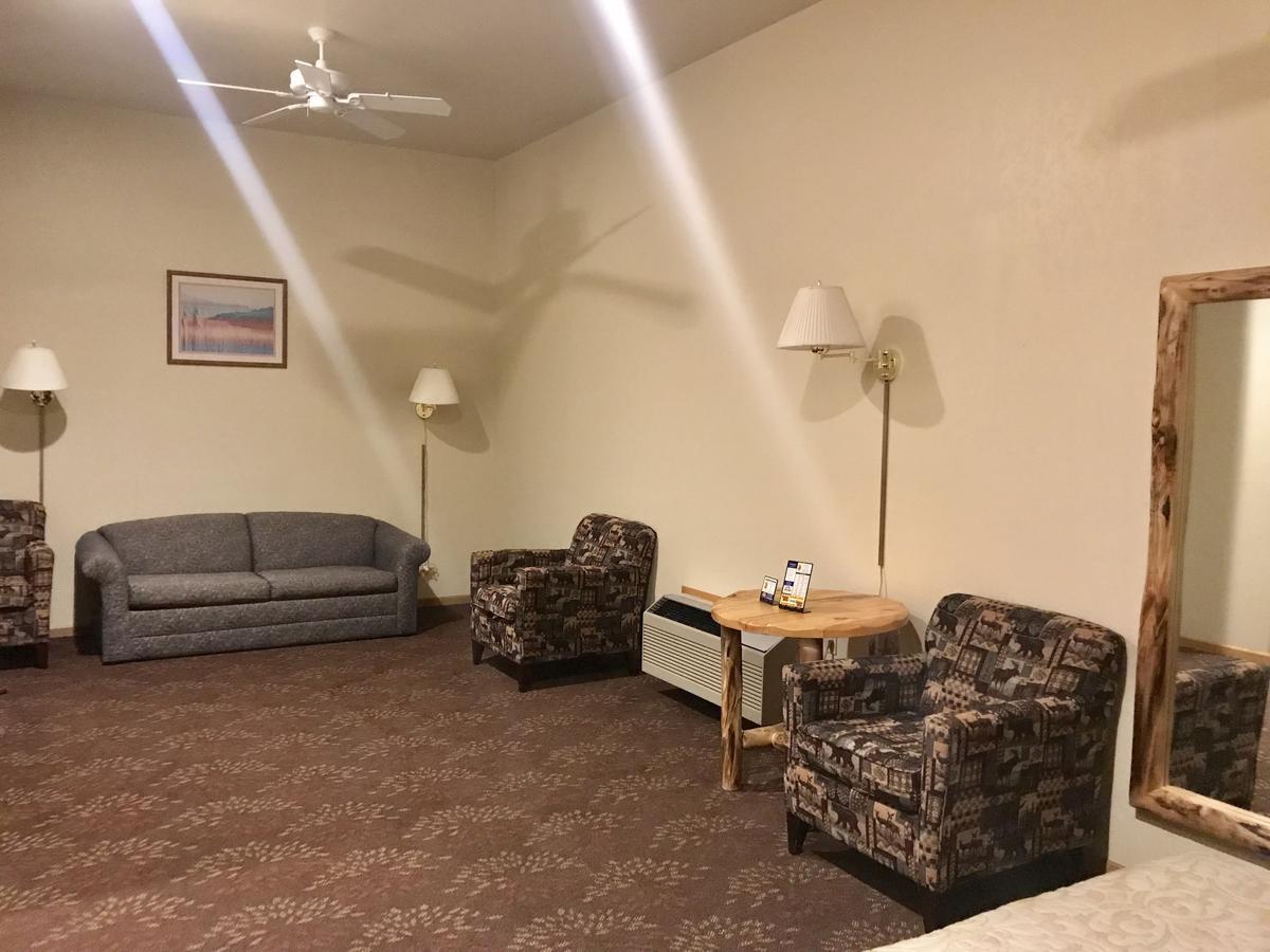 Super 8 By Wyndham Bridgeview Of Mackinaw City Eksteriør billede